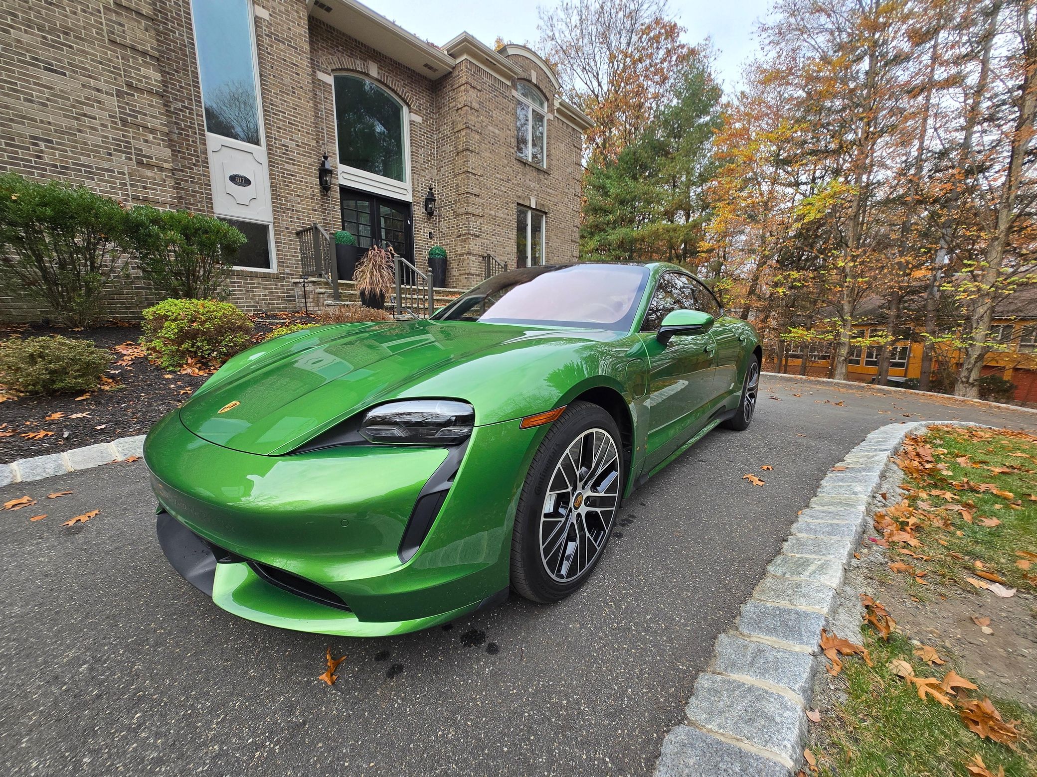 2021 Porsche Taycan Turbo